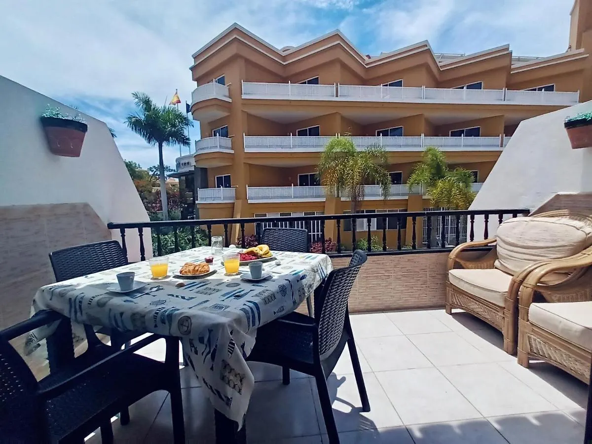 Encanto Holiday Home 아데제 아파트