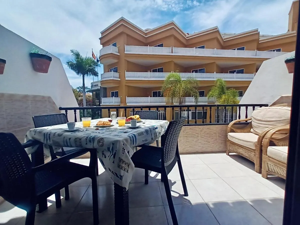 Encanto Holiday Home 아데제 아파트